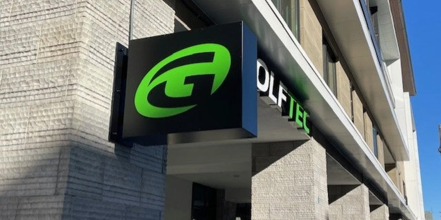 Custom Outdoor Signs for Business