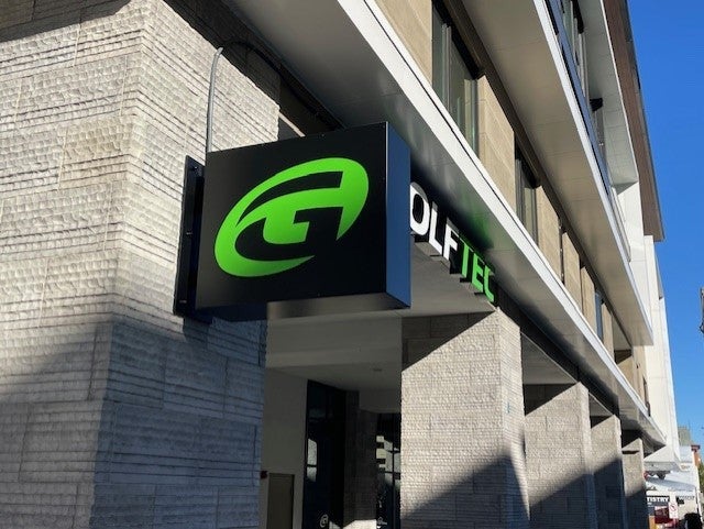 Custom Outdoor Signs for Business