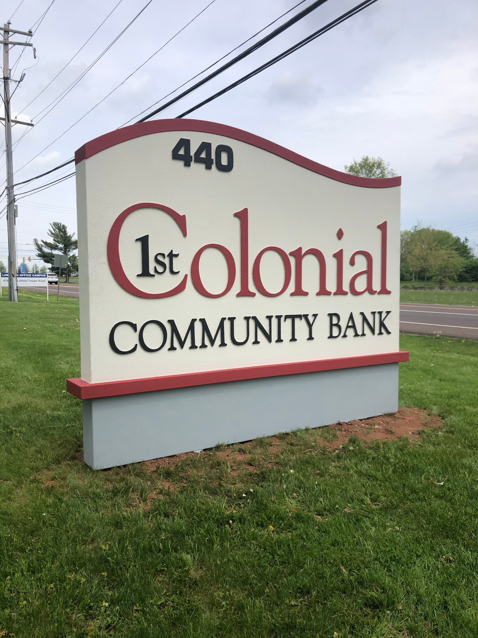 Freestanding & Standalone Signs