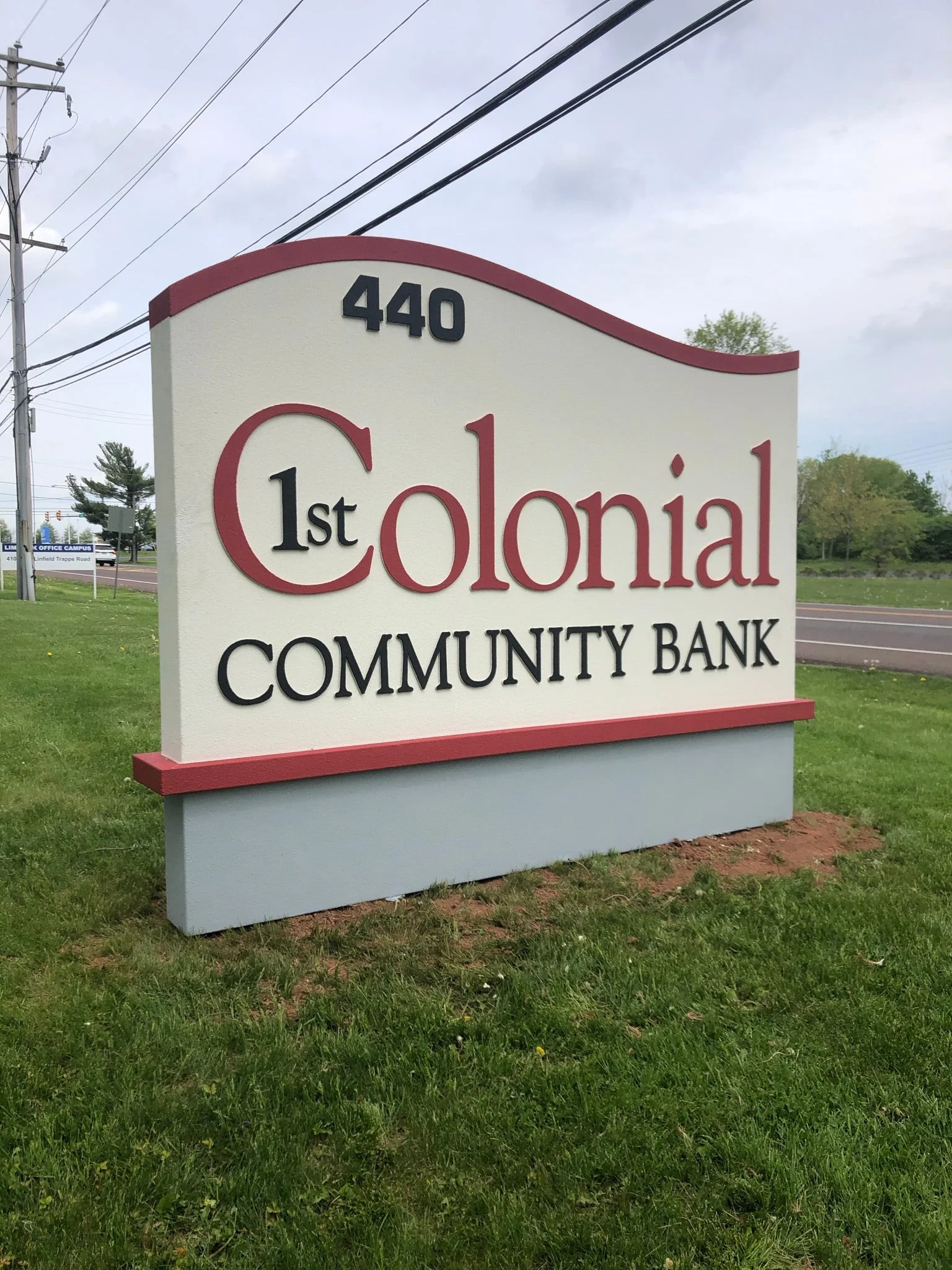 Freestanding & Standalone Signs