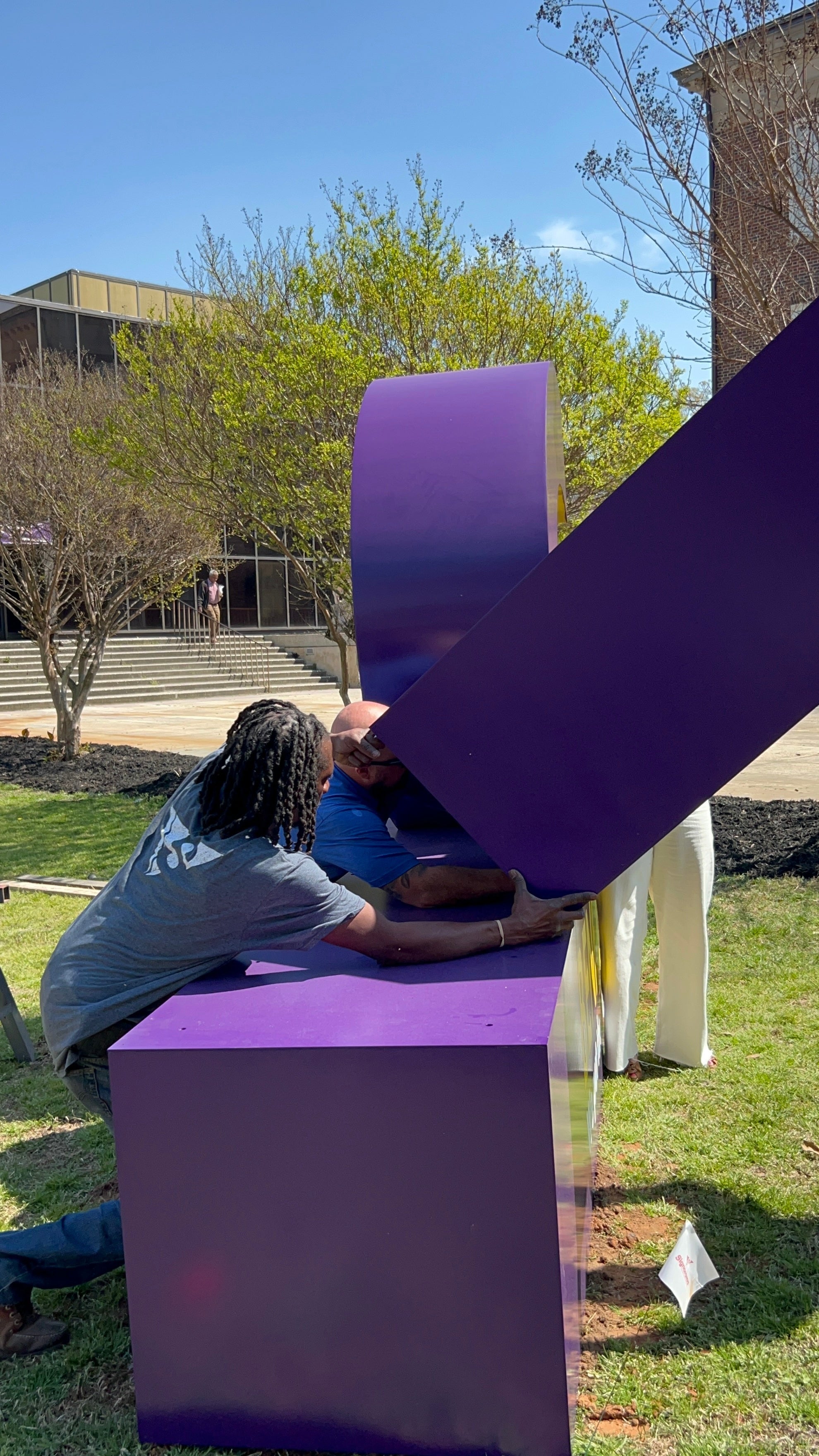 Stand Out From the Crowd with Custom Sign Solutions