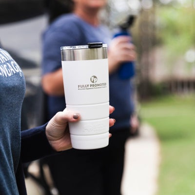 https://cdn.gorilladash.com/images/media/12409220/fully-promoted-usa-fp-golf-product-lifestyle-louisiana-march24-0346-square-66058ec09c658.jpg?auto=webp&crop=1%3A1%2Csmart&width=400