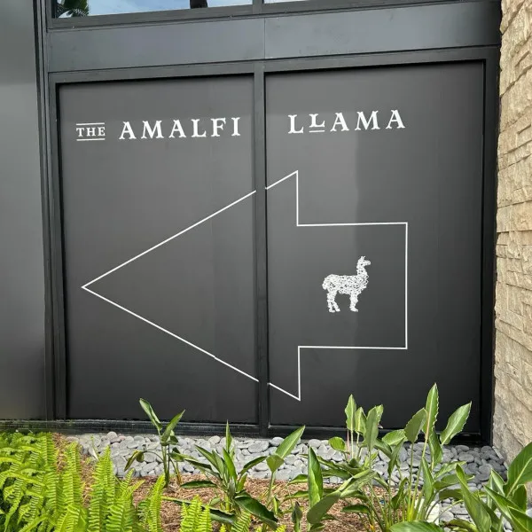 the amalfi llama_arrow