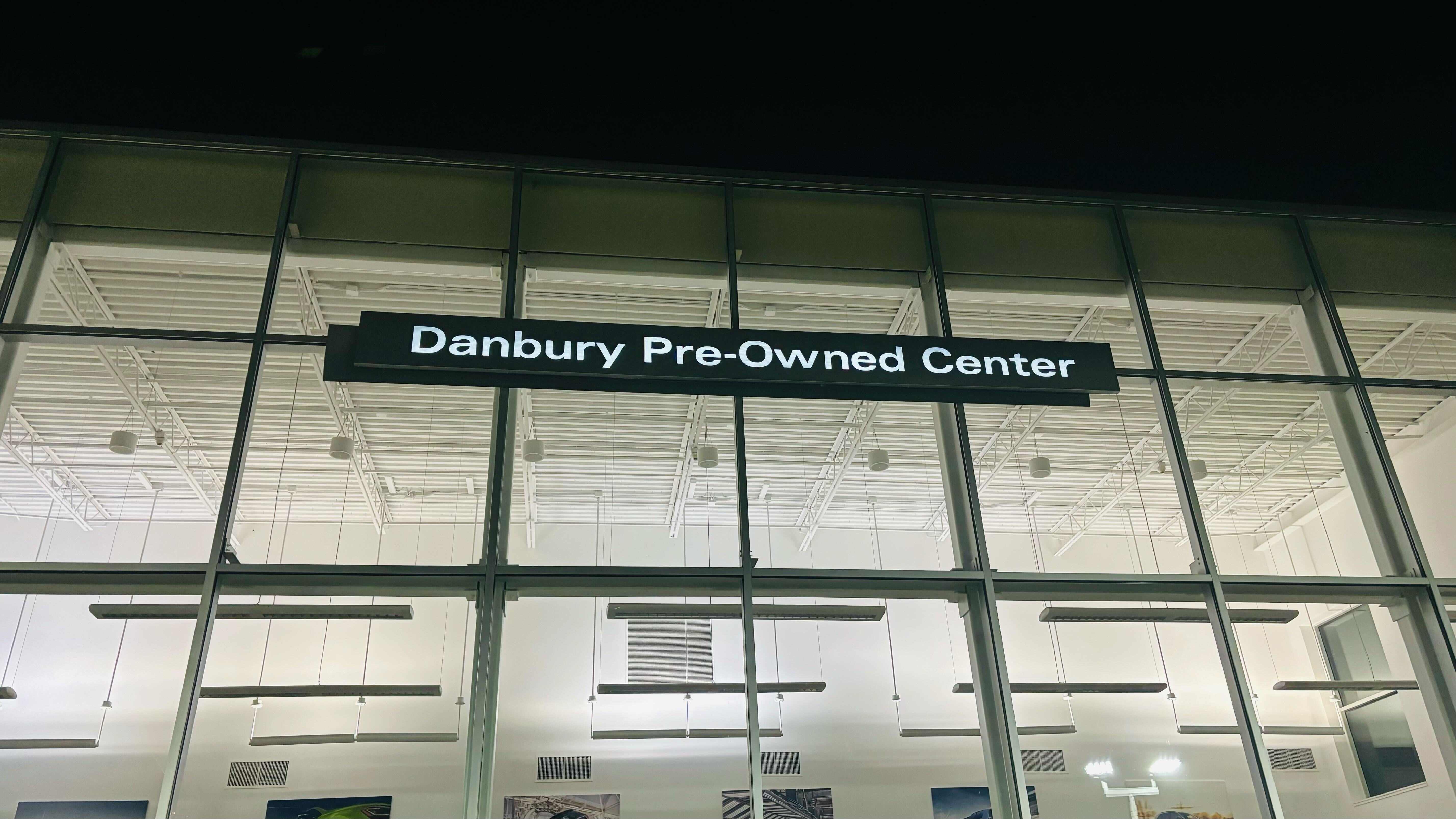 Illuminated & Lighted Signs