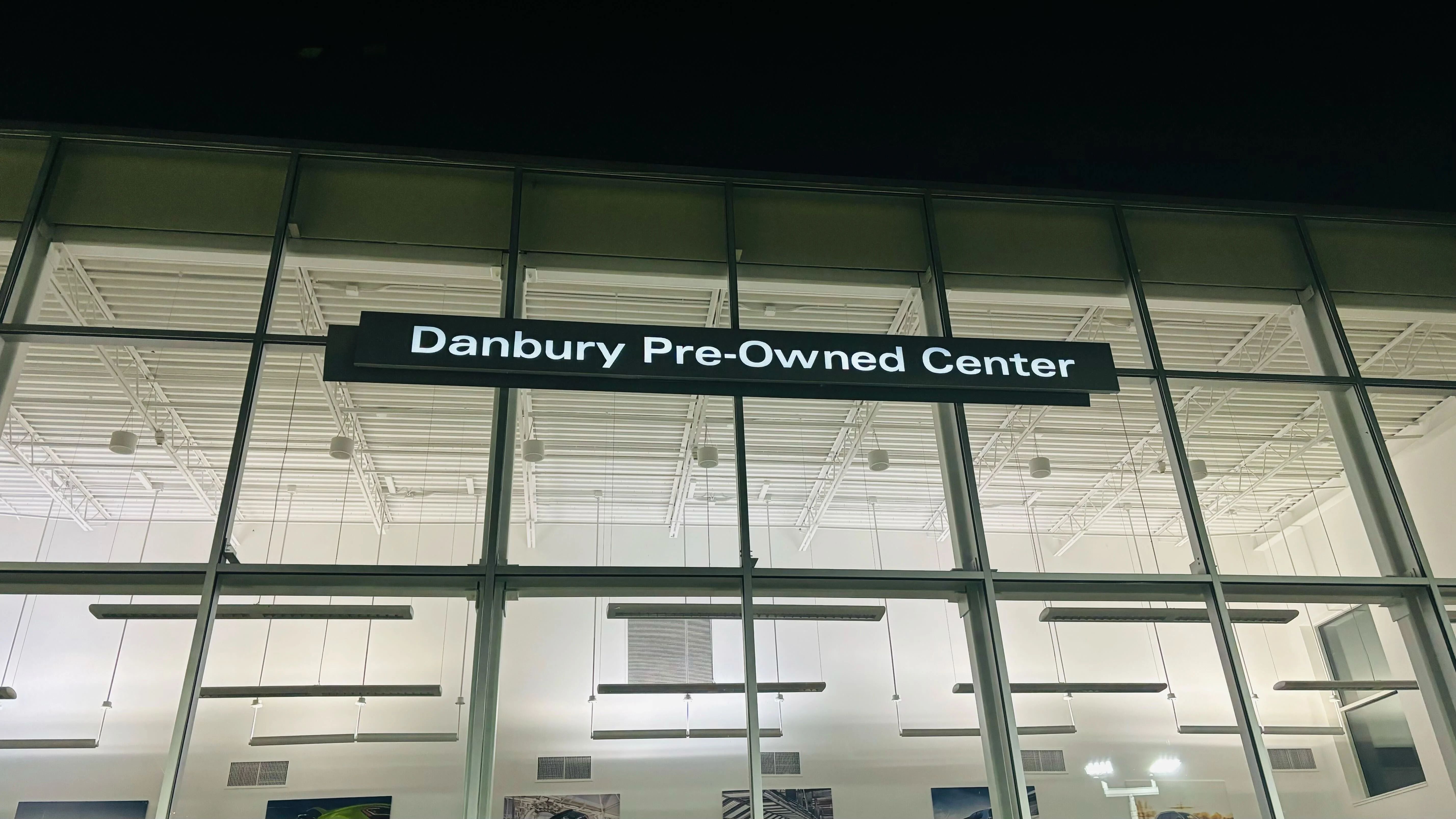 Illuminated & Lighted Signs