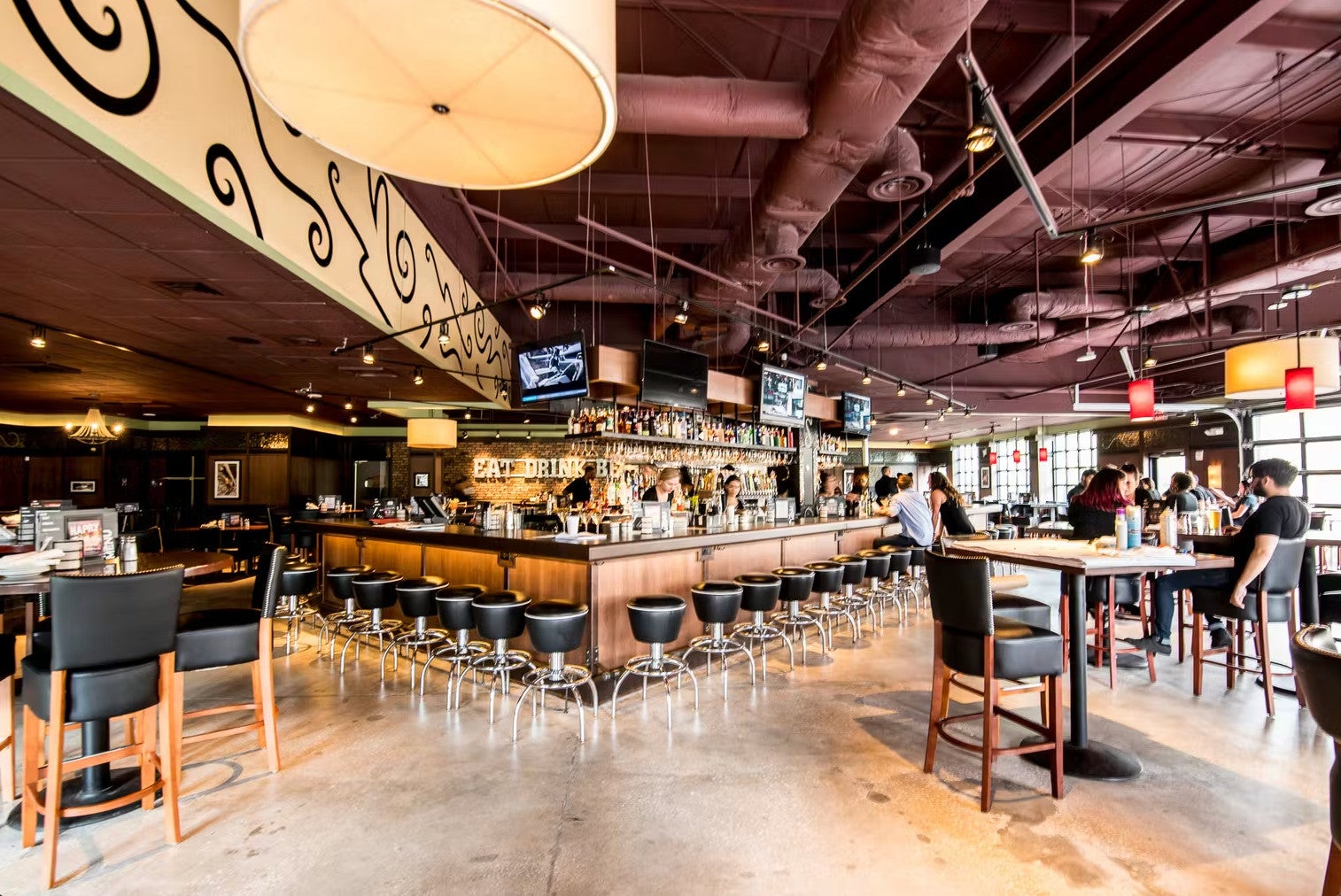 Bar Louie: Shaking Up the Hospitality Industry with Key Exec Appointments and Expansion Plans Bar Louie: Shaking Up the Hospitality Industry with Key Exec Appointments and Expansion Plans