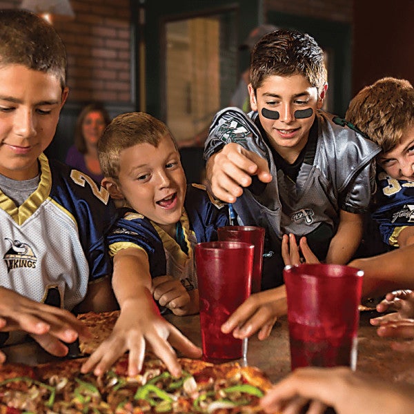 Pizza Factory Set to Wow Jerome, Idaho with Delectable Pizzas and More: Meet the Culinary Power Couple Making Waves in the Food Scene