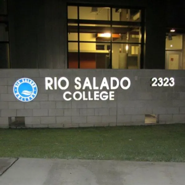 Led Sign Outdoor for Rio Salado College by Midtown Signarama (Phoenix) 602.650.1150, MidtownSignsAZ.com