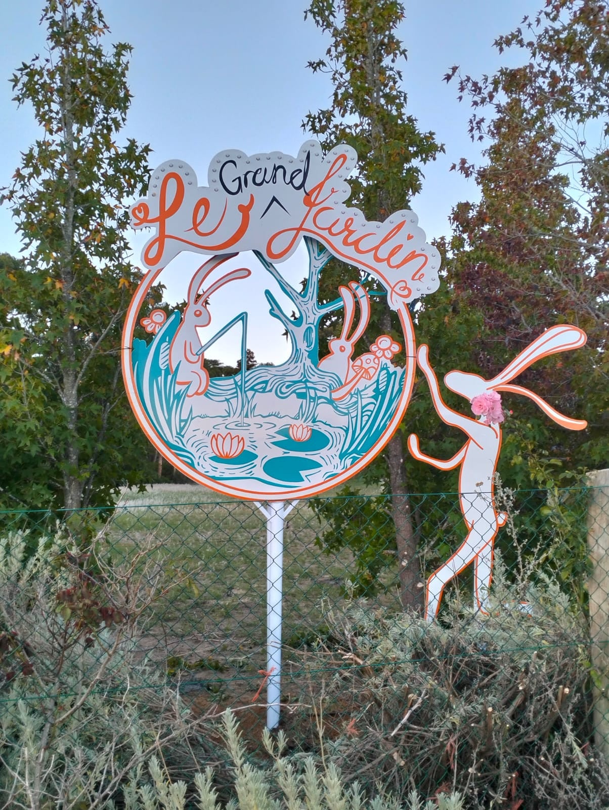 Signage for 'Le Grand Jardin'