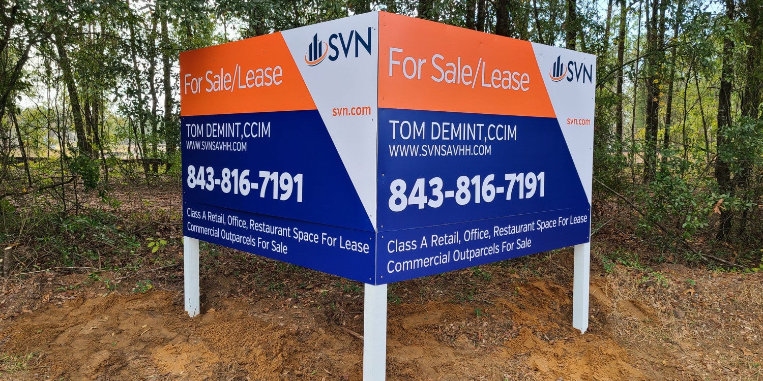 Custom Pylon Signs