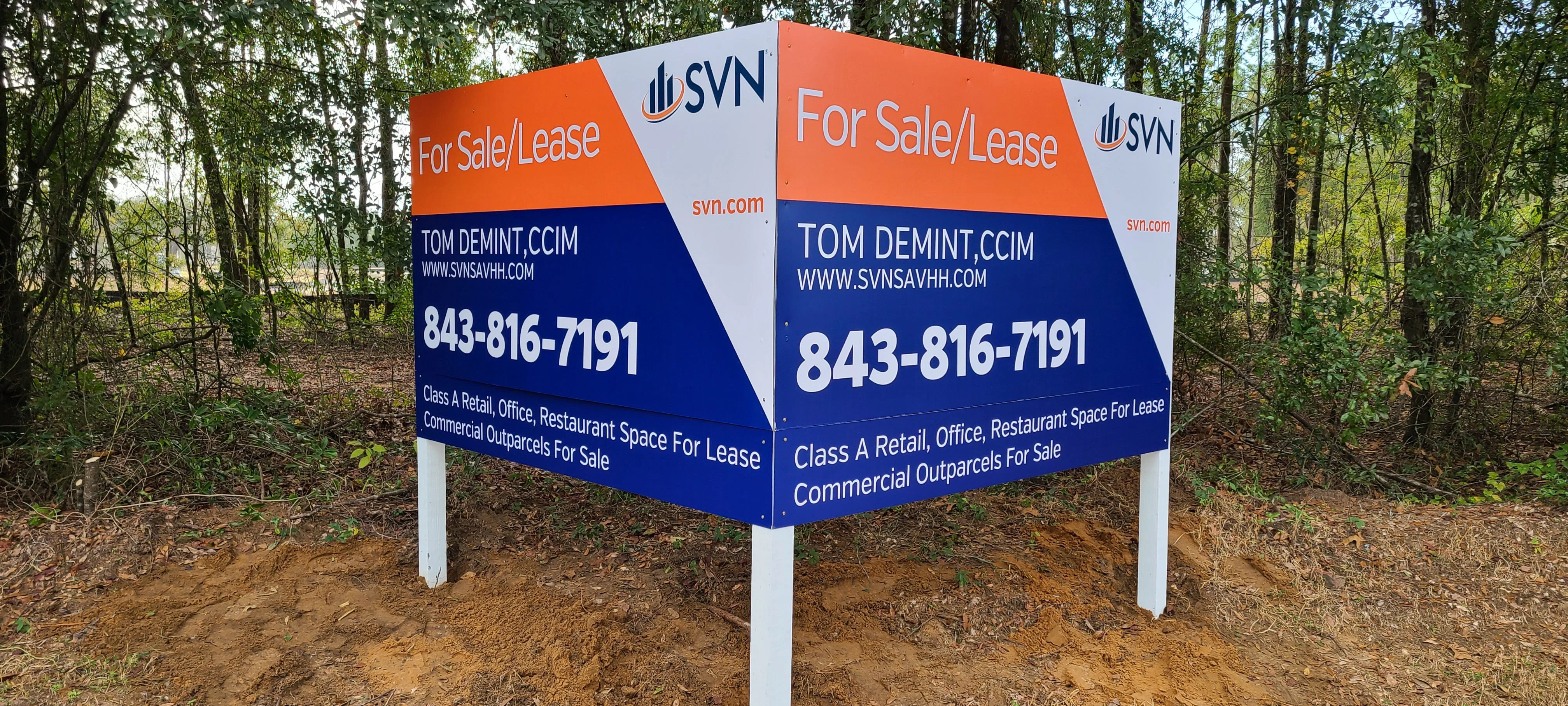 Custom Outdoor Signs for Business