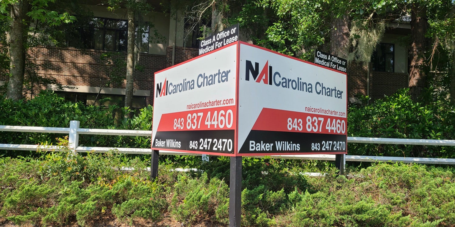 Custom Pylon Signs