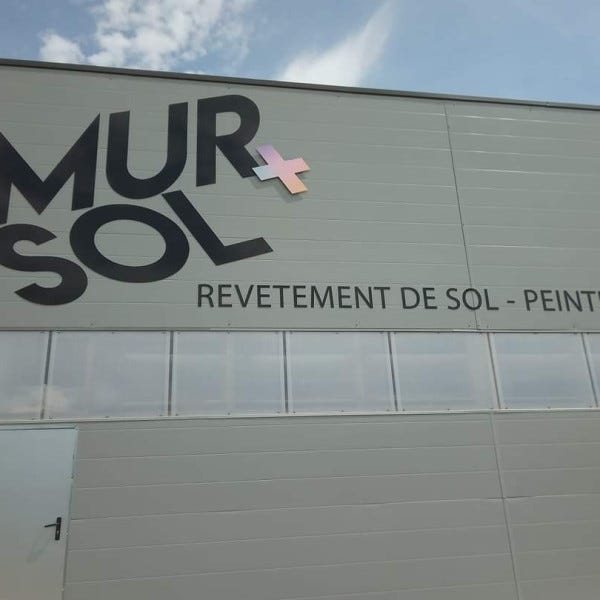 Grande enseigne