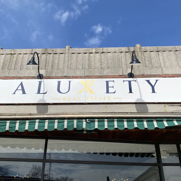 Storefront Sign - Aluxety - Beverly