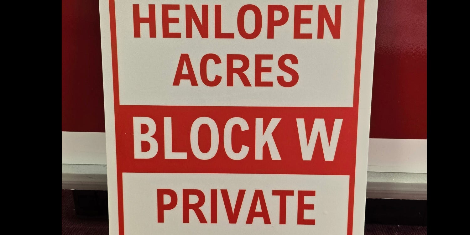 Traffic & Street Signs