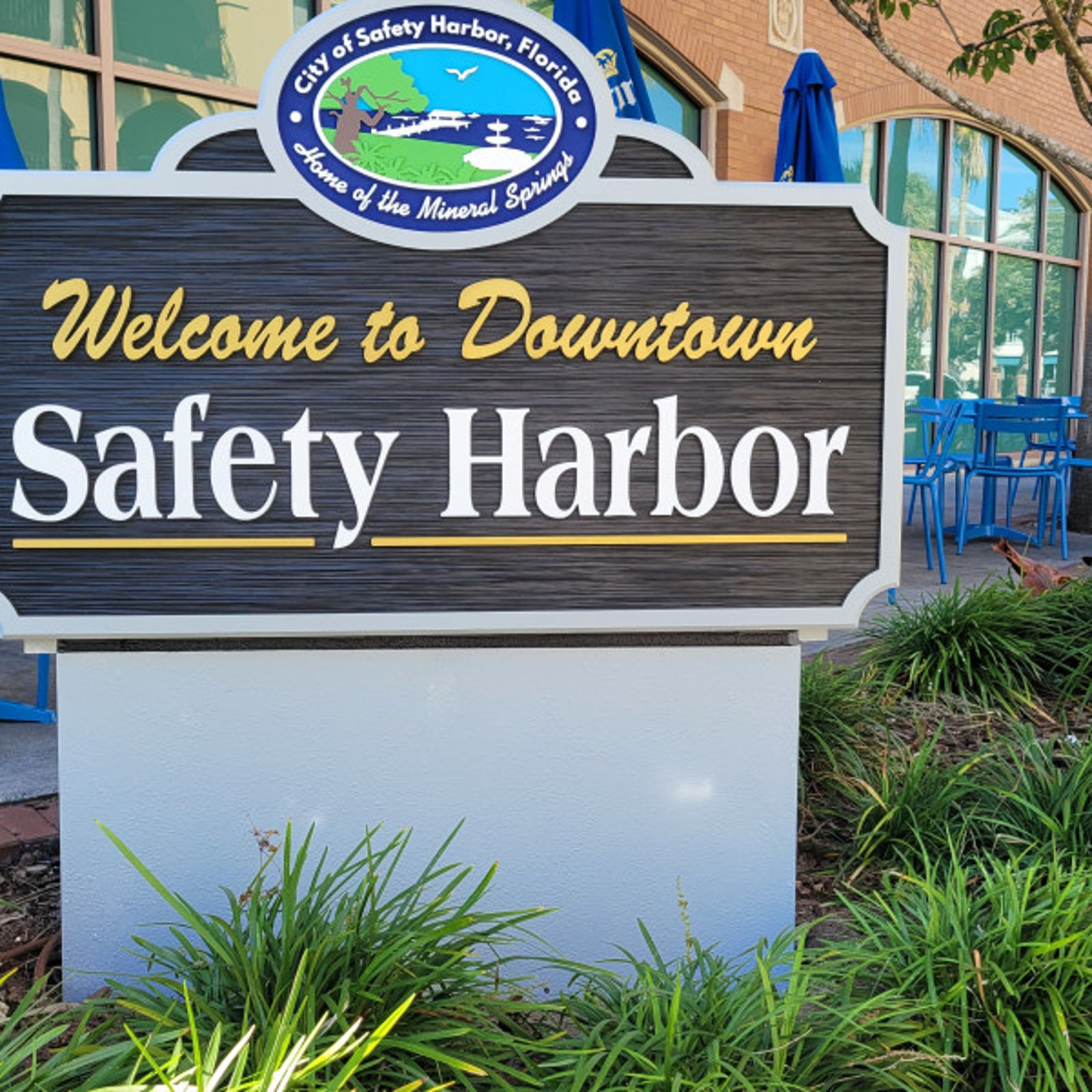 Outdoor Signs