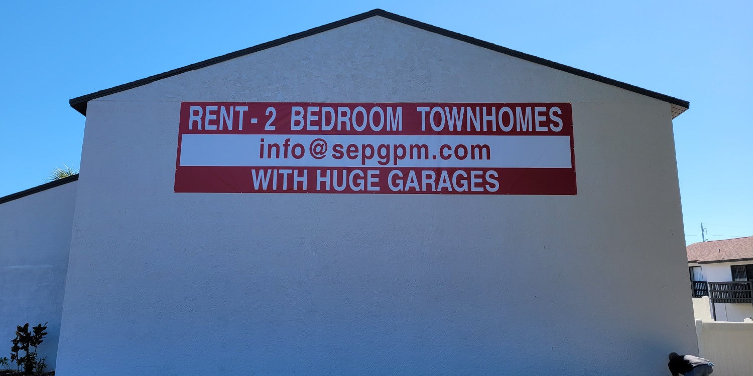 Custom Outdoor Signs for Business
