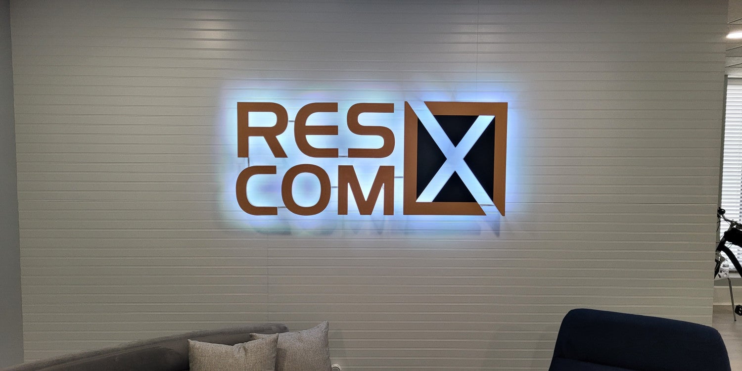Illuminated & Lighted Signs