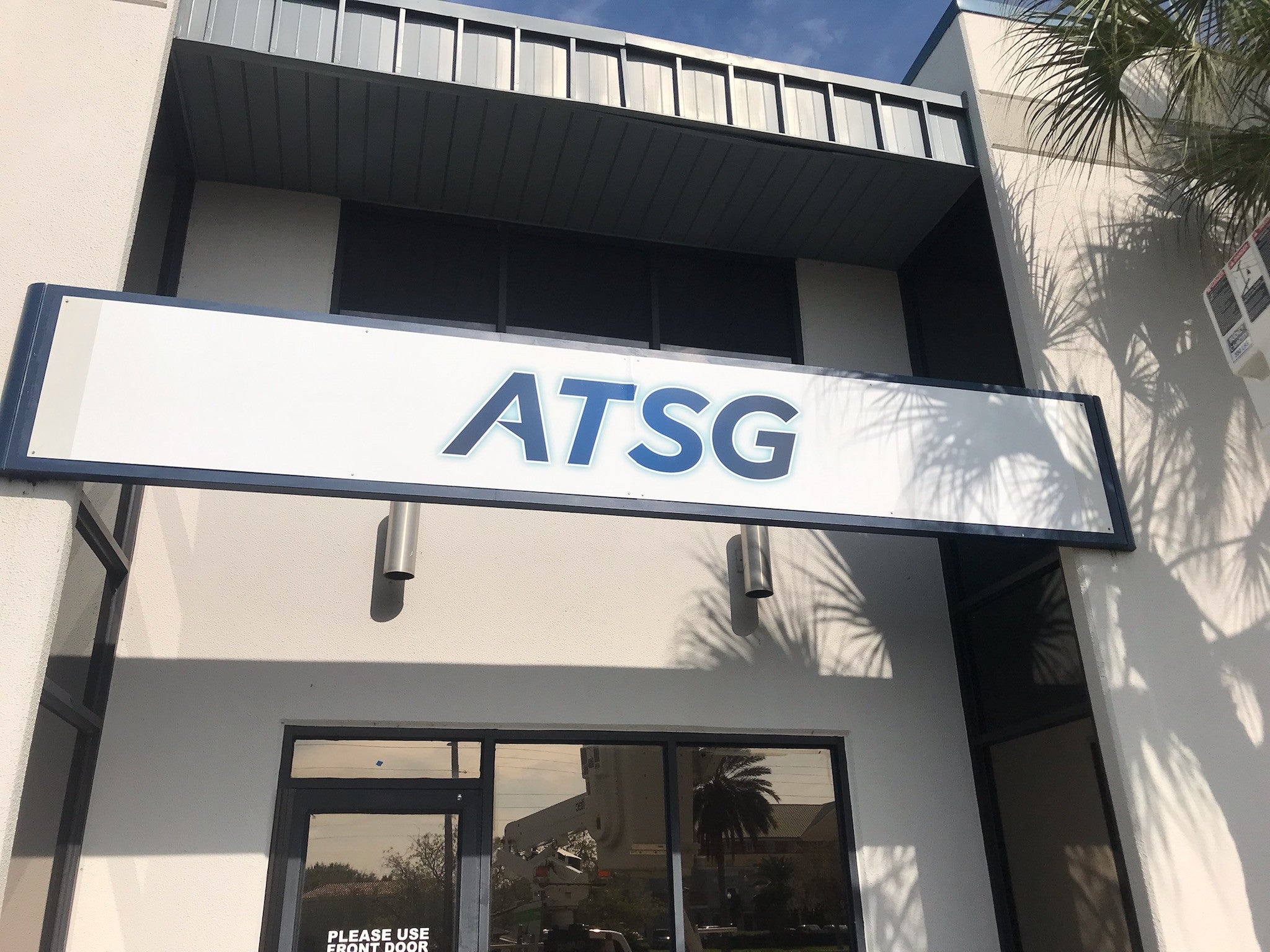 Building & Commercial Signs