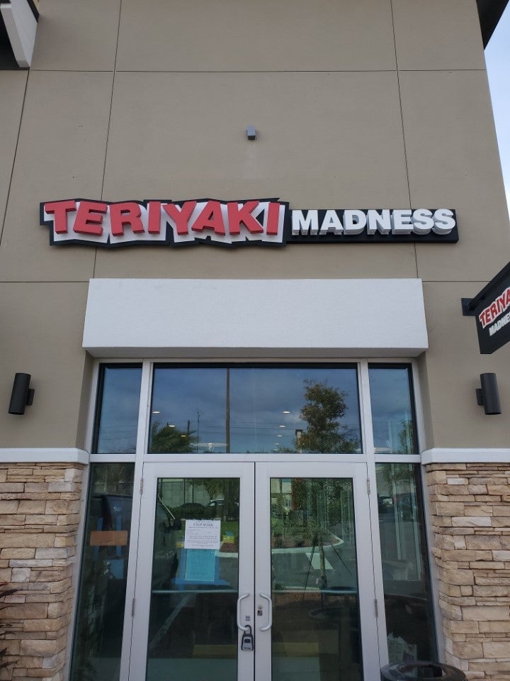 Outdoor Illuminated & Backlit Signs