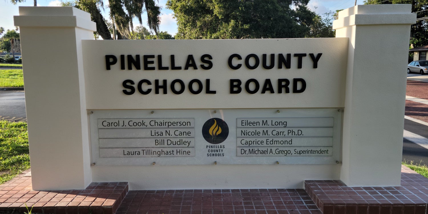 Custom Outdoor Signs for Business