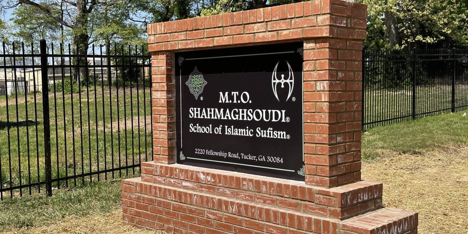 Custom Outdoor Signs for Business