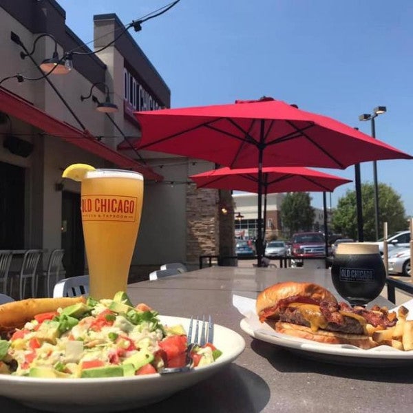 Old Chicago Pizza + Taproom Goes All Out for Cinco de Mayo with Boozy Beer Tour & Delectable Nachos Old Chicago Pizza + Taproom Goes All Out for Cinco de Mayo with Boozy Beer Tour & Delectable Nachos