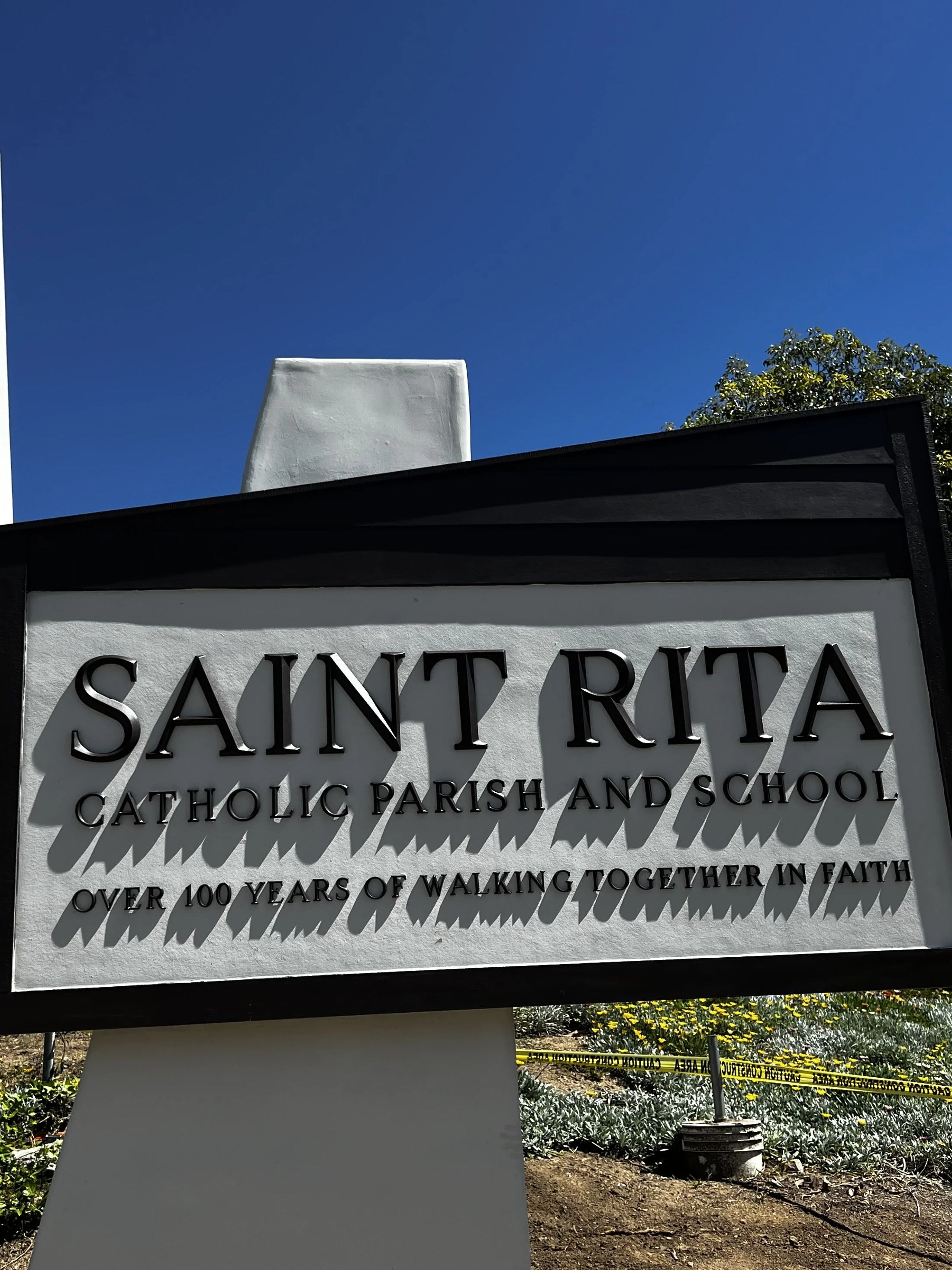 Custom Outdoor Signs for Business