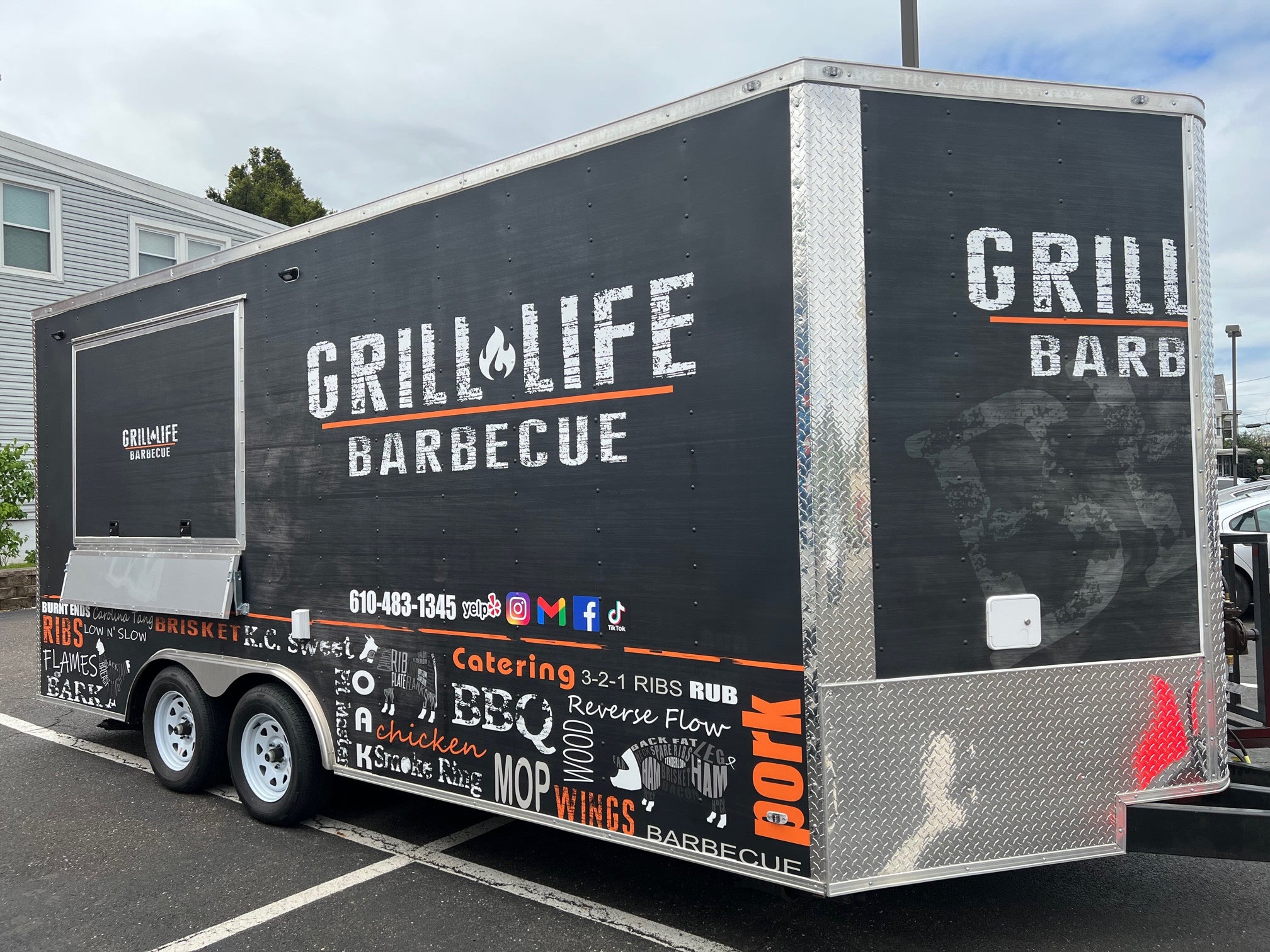 Focus on Vehicle Graphics