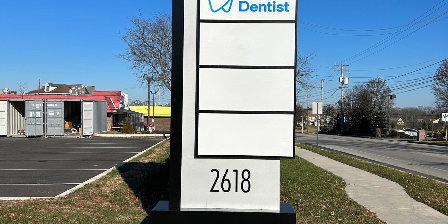 Custom Pylon Signs