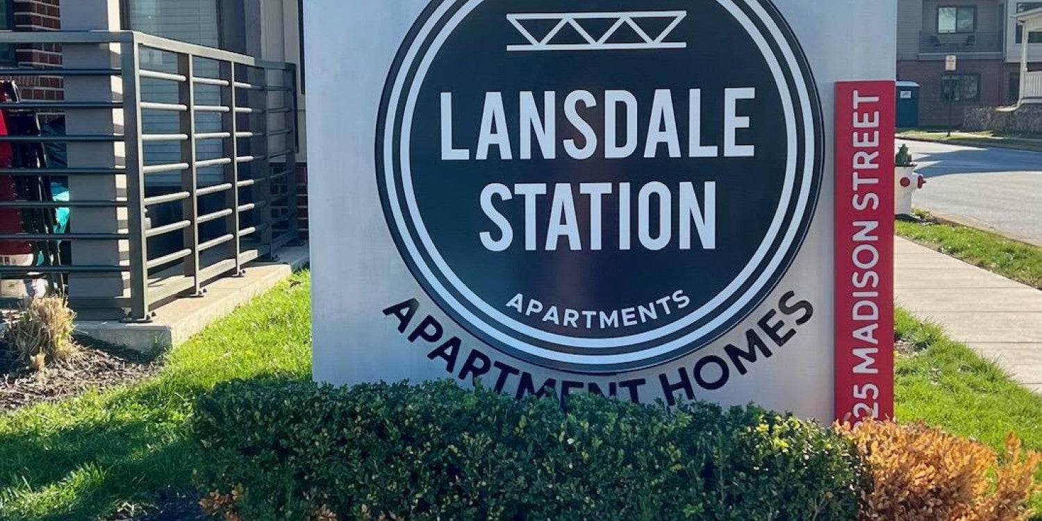 Custom Pylon Signs