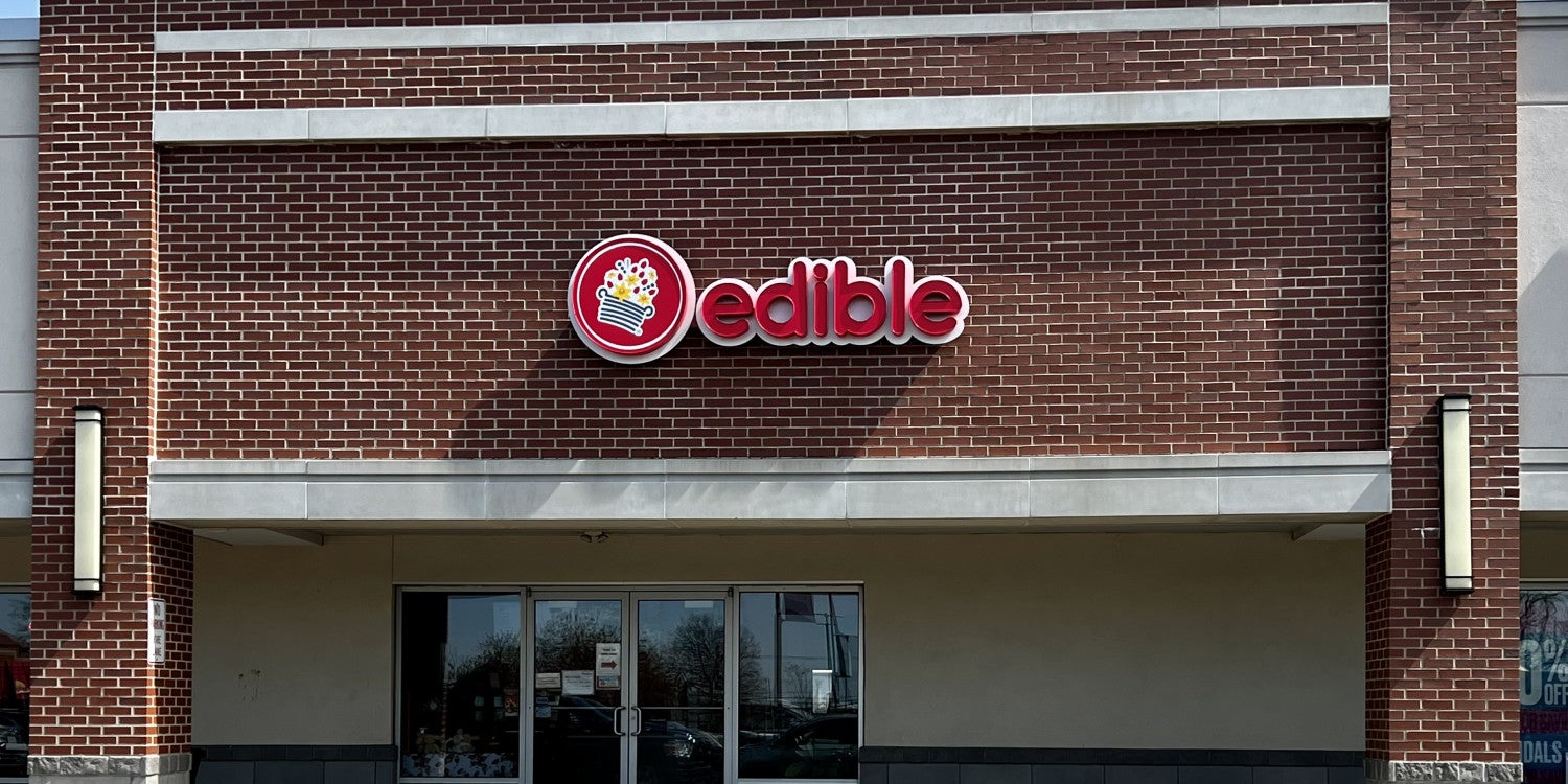 Building & Commercial Signs