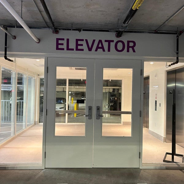 Elevator Esplanade