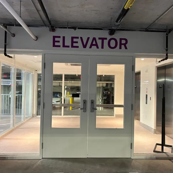 Elevator Esplanade