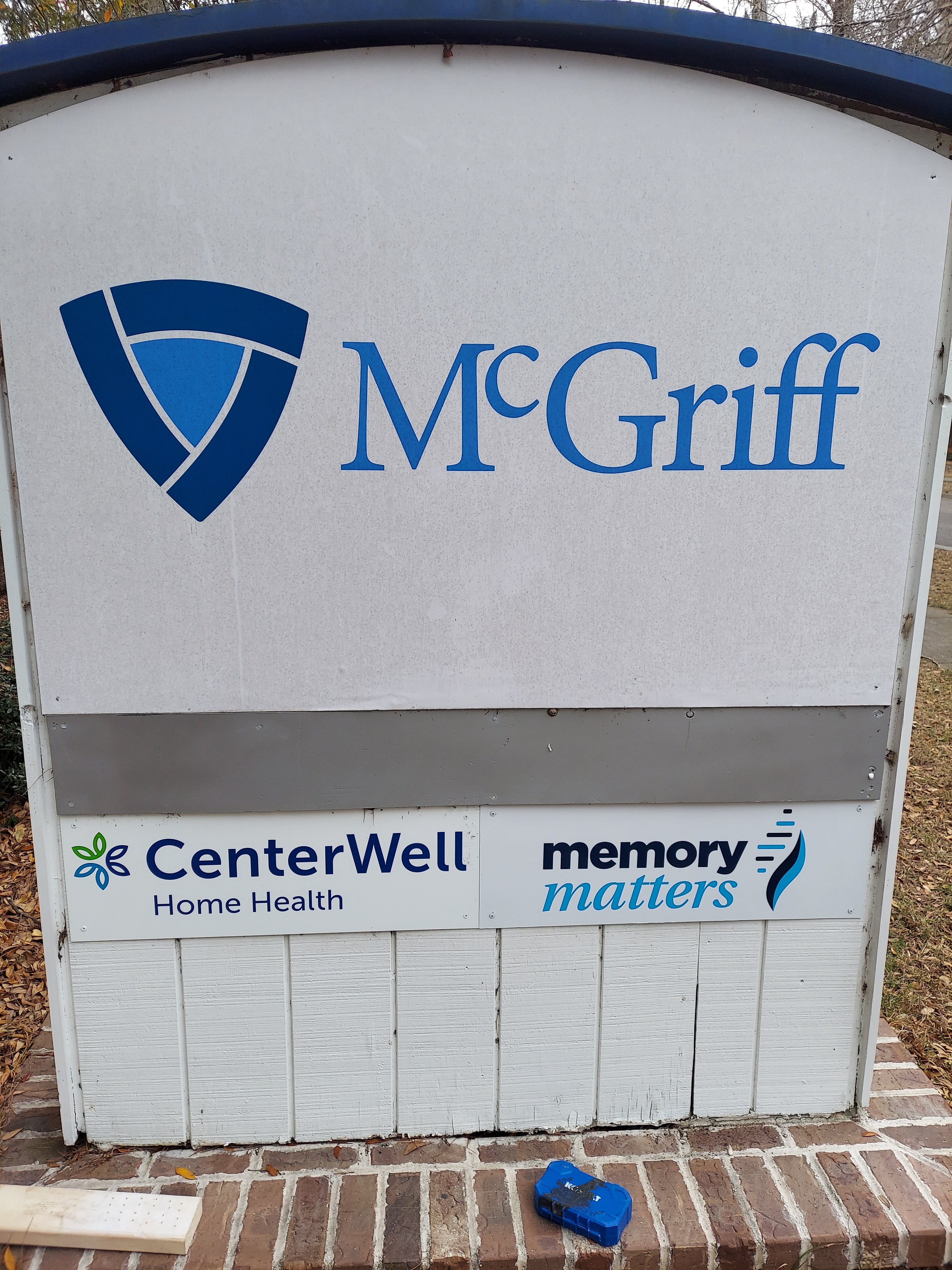 Freestanding & Standalone Signs