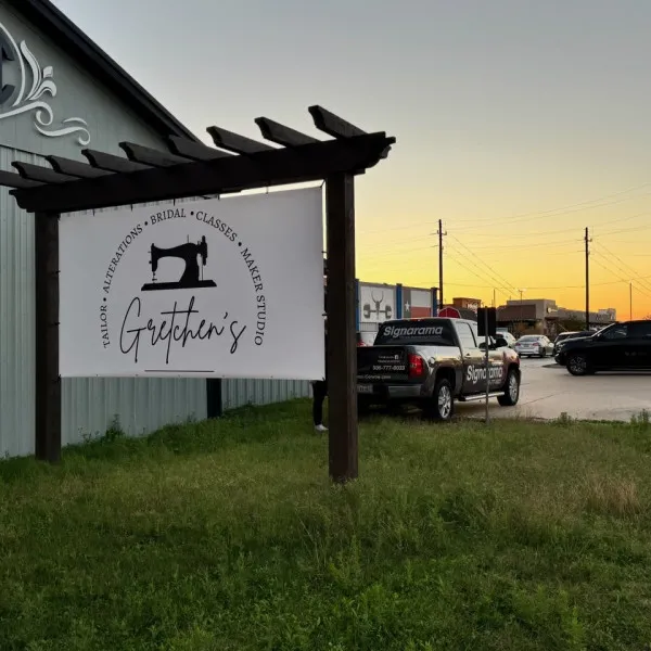Gretchen's Sewing Pergola Sign