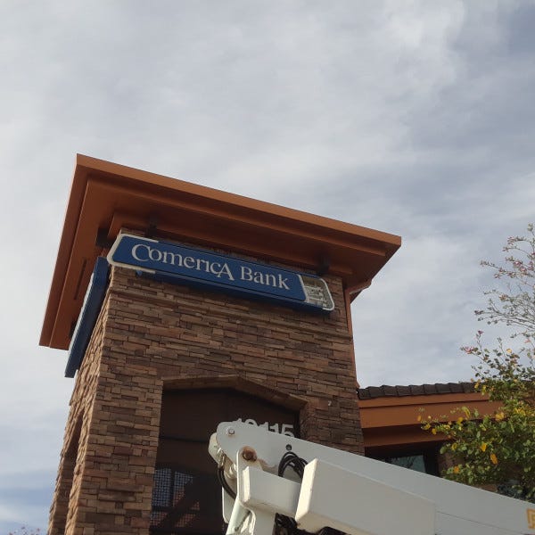 Comerica Bank Building Sign Backlight by Midtown Signarama Phoenix, 602-650-1150, www-MidtownSignsAZ-com