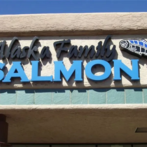 Restaurant sign, channel letter sign, outdoor sign, retail front sign, light up retail channel letter sign
