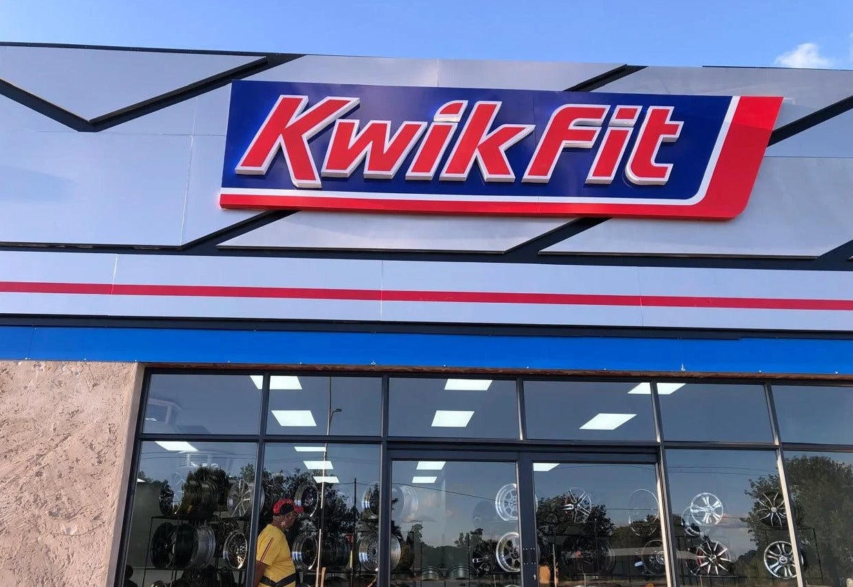 New signage work done for Kwik Fit and Tyres2Go!