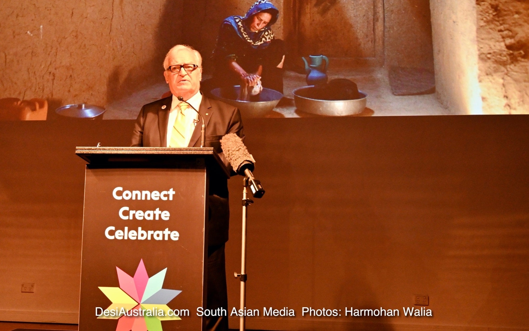 Vale Mayor Tony Bleasdale OAM
