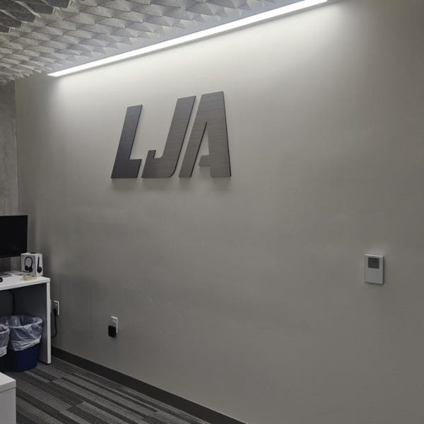 LJA
