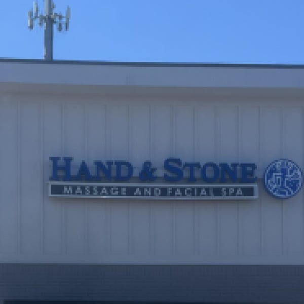 Hand And Stone Massage_Fix