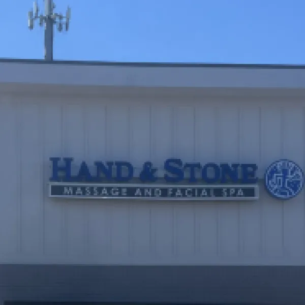 Hand And Stone Massage_Fix