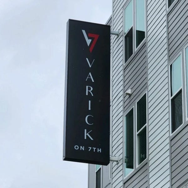 7th Street Blade Sign