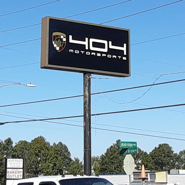 404 Motorsports Pole Lightbox
