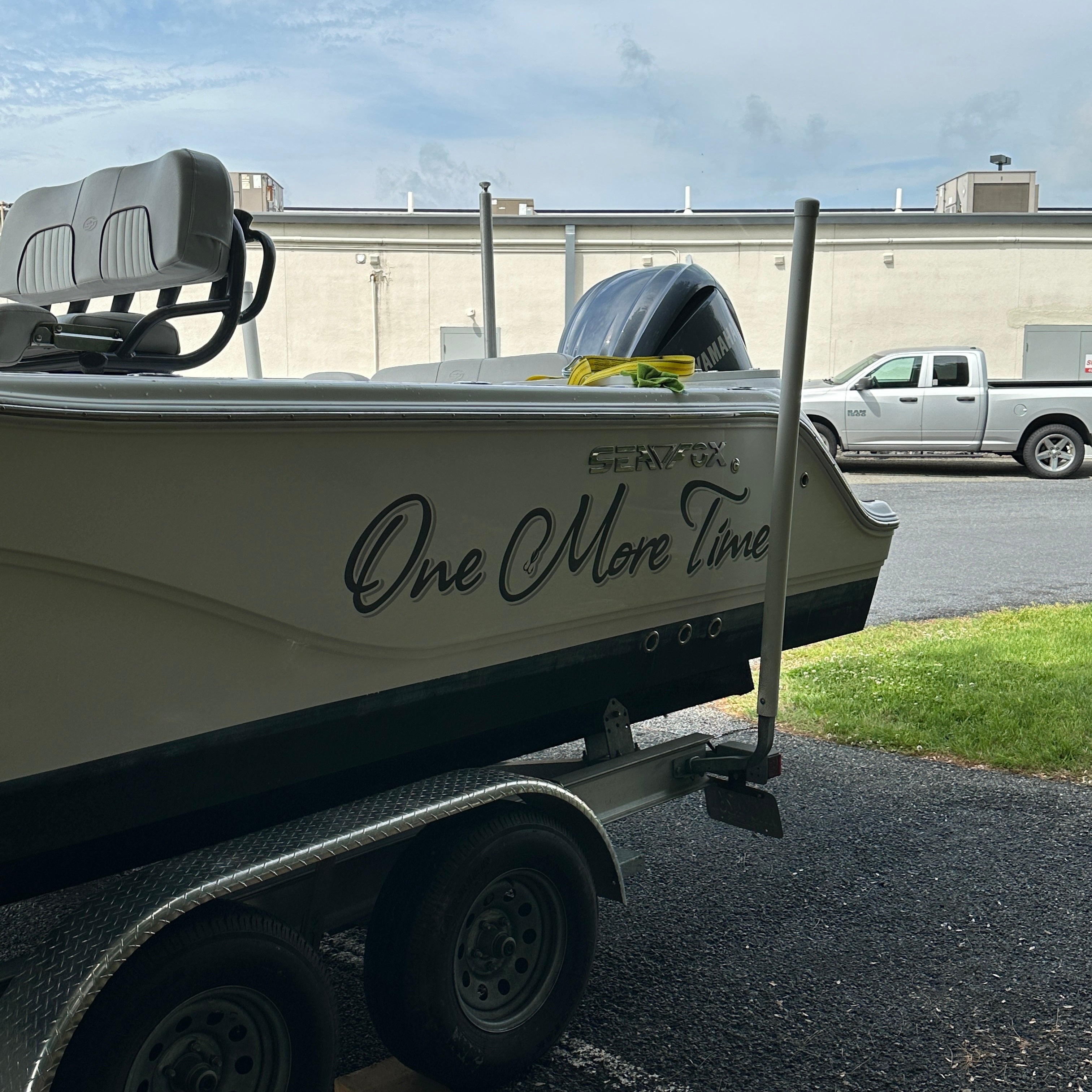 Boat Wraps & Graphics