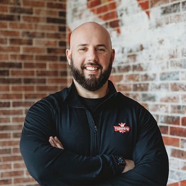 Adam Oldenburg Assumes CEO Role at Toppers Pizza, Paving the Way for a New Era of Innovation and Expansion Adam Oldenburg Assumes CEO Role at Toppers Pizza, Paving the Way for a New Era of Innovation and Expansion