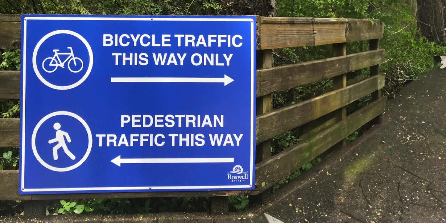 Innovative Designs for Road Signs for Safer Cities