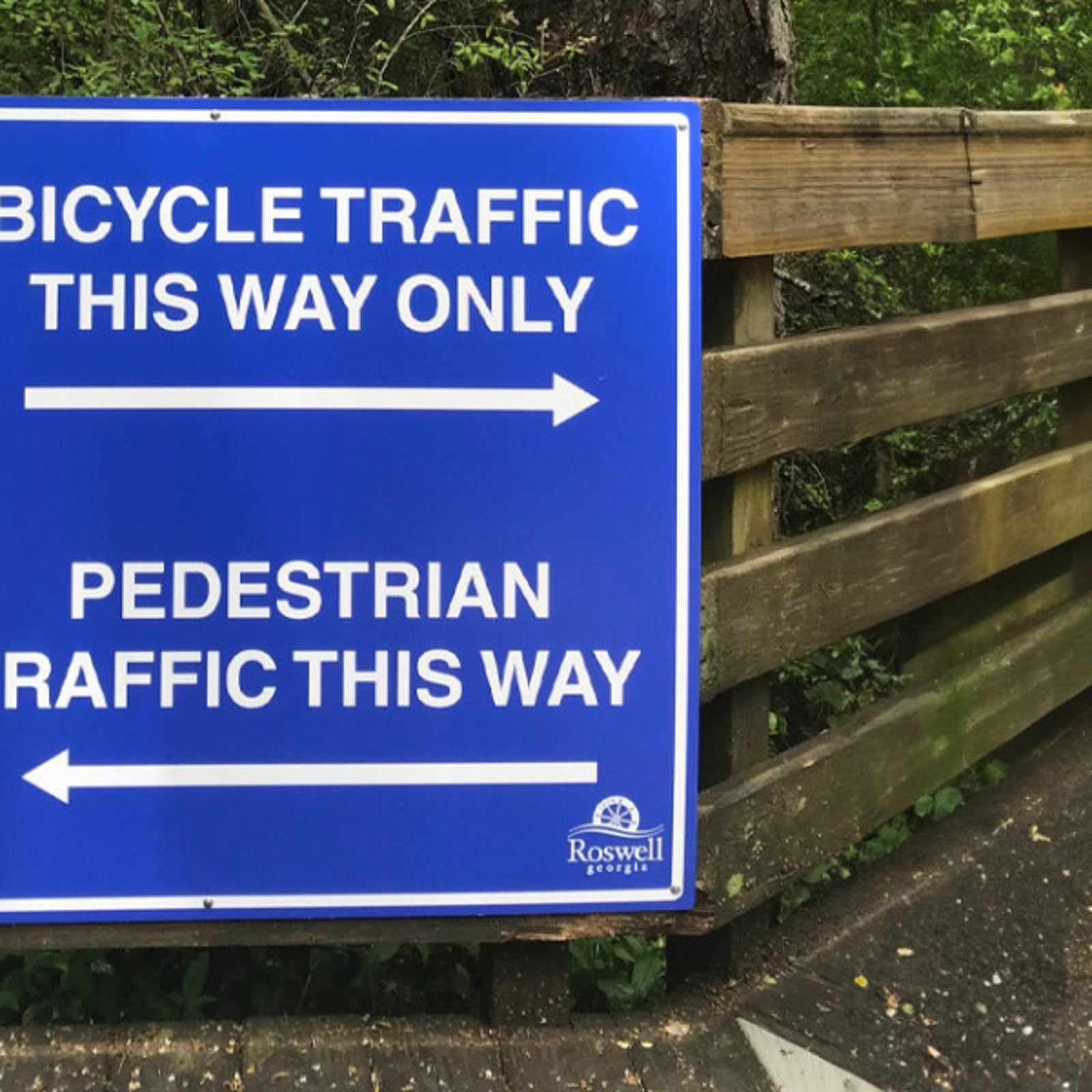 Innovative Designs for Road Signs for Safer Cities