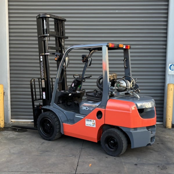 Used Toyota LPG Forklift #2049